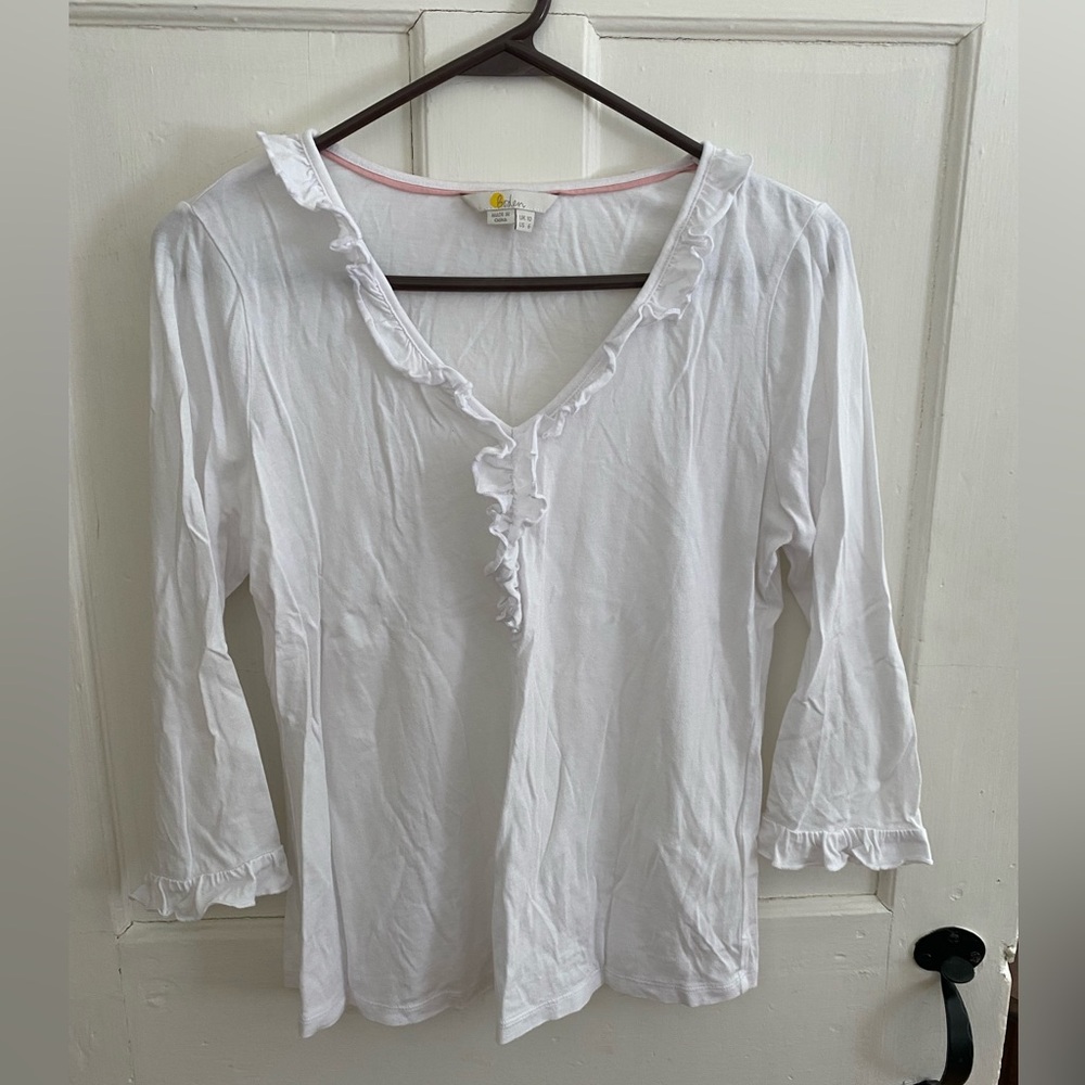 White 3/4 sleeve boden top.